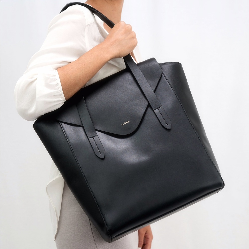 Premium leather laptop shoulder bag